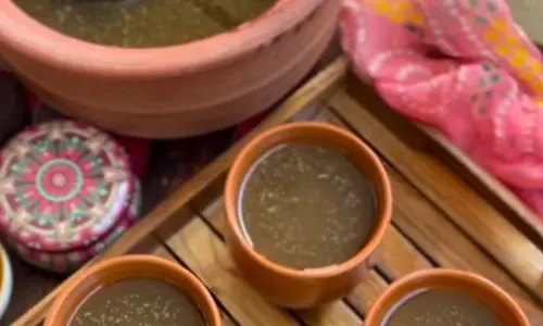 लू और डिहाइड्रेशन से बचाएगा इमली पना, स्वाद के साथ सेहत भी रखे दुरुस्त लू और डिहाइड्रेशन से बचाएगा इमली पना, स्वाद के साथ सेहत भी रखे दुरुस्त