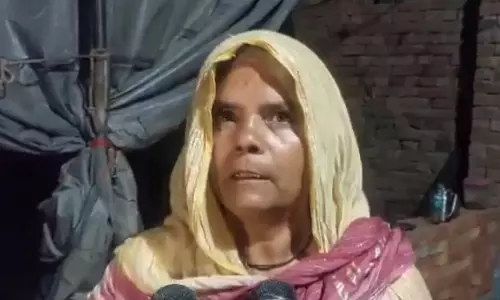 पैसे देने के बहाने बुलाकर इलेक्ट्रिशियन की हत्या, बागपत में सड़क जाम पैसे देने के बहाने बुलाकर इलेक्ट्रिशियन की हत्या, बागपत में सड़क जाम