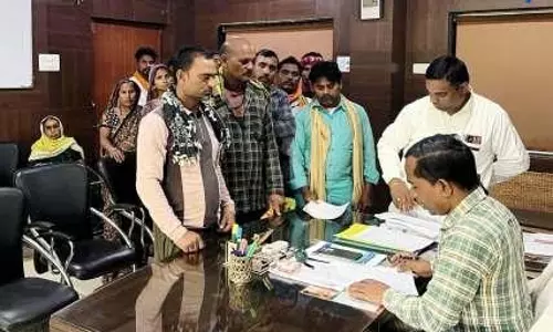 अपर कलेक्टर ने जनदर्शन में सुनी आमजन की समस्याएं