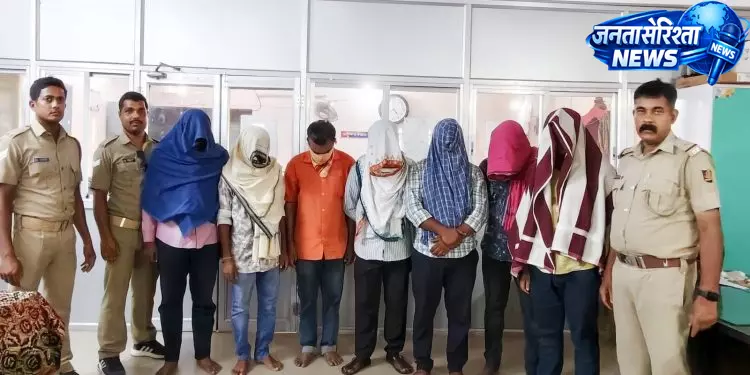 Sonepur : सेक्स रैकेट का भंडाफोड़, सात गिरफ्तार, छह महिलाएं मुक्त Sonepur : सेक्स रैकेट का भंडाफोड़, सात गिरफ्तार, छह महिलाएं मुक्त