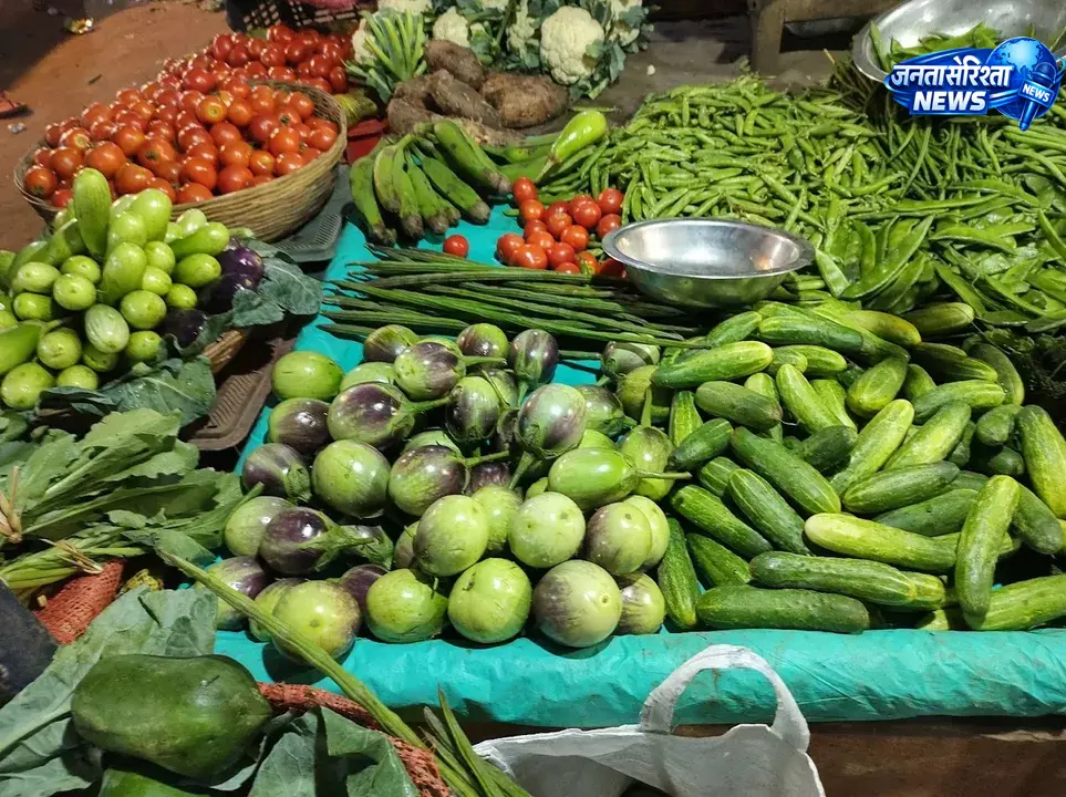 Odisha : सब्ज़ियों से लेकर दाल और तेल तक के दाम बढ़े, घर का बजट बिगड़ा Odisha : सब्ज़ियों से लेकर दाल और तेल तक के दाम बढ़े, घर का बजट बिगड़ा