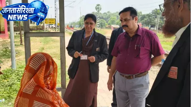 Malda रेल मंडल में विशेष टिकट चेकिंग अभियान, 527 मामले पकड़े गए Malda रेल मंडल में विशेष टिकट चेकिंग अभियान, 527 मामले पकड़े गए