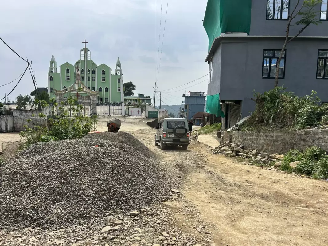 Nagaland: म्होनबेमो ने वोखा में सड़क निर्माण का काम शुरू किया Nagaland: म्होनबेमो ने वोखा में सड़क निर्माण का काम शुरू किया