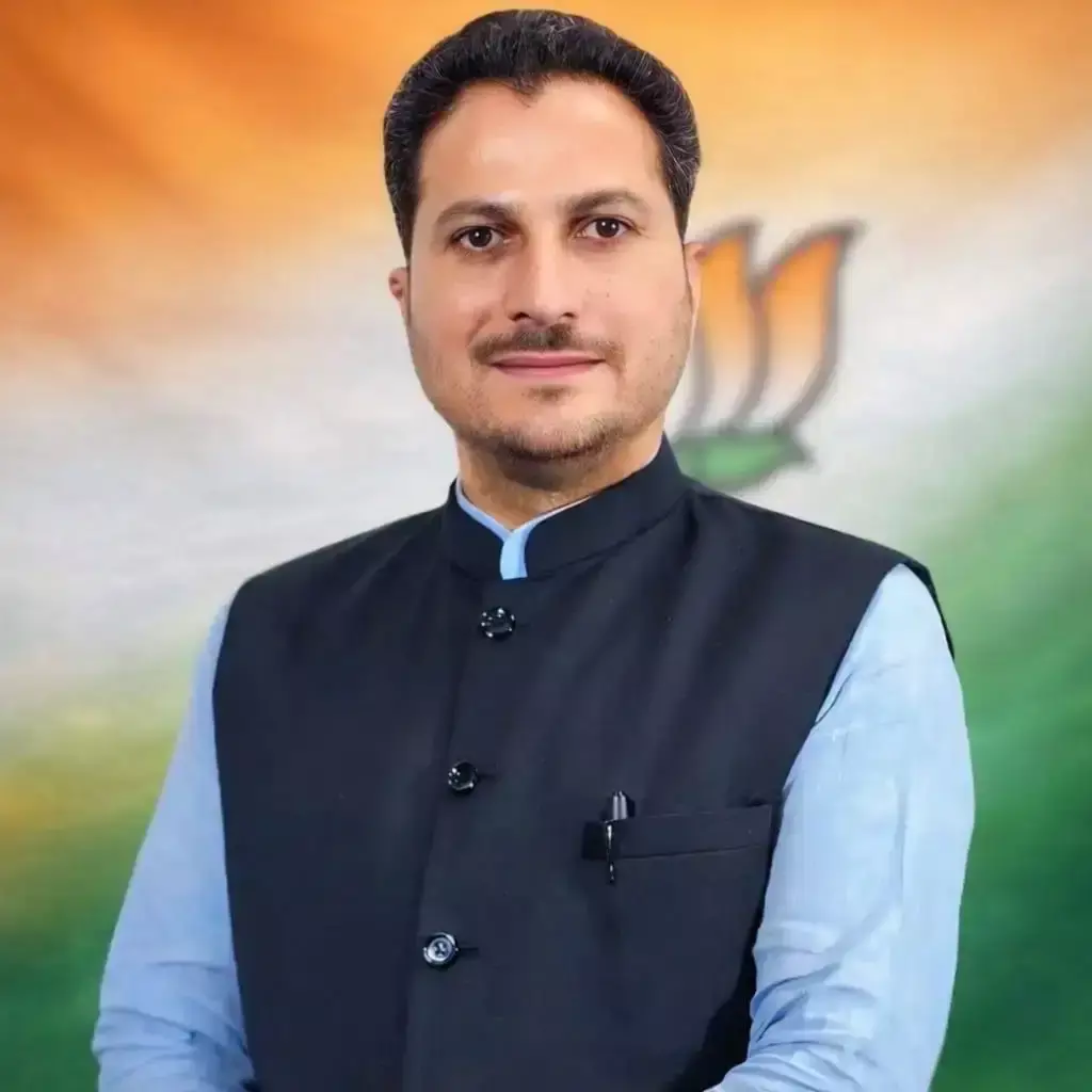 Mandi: कांग्रेस सरकार पर लोकतांत्रिक मूल्यों की अनदेखी का आरोप Mandi: कांग्रेस सरकार पर लोकतांत्रिक मूल्यों की अनदेखी का आरोप