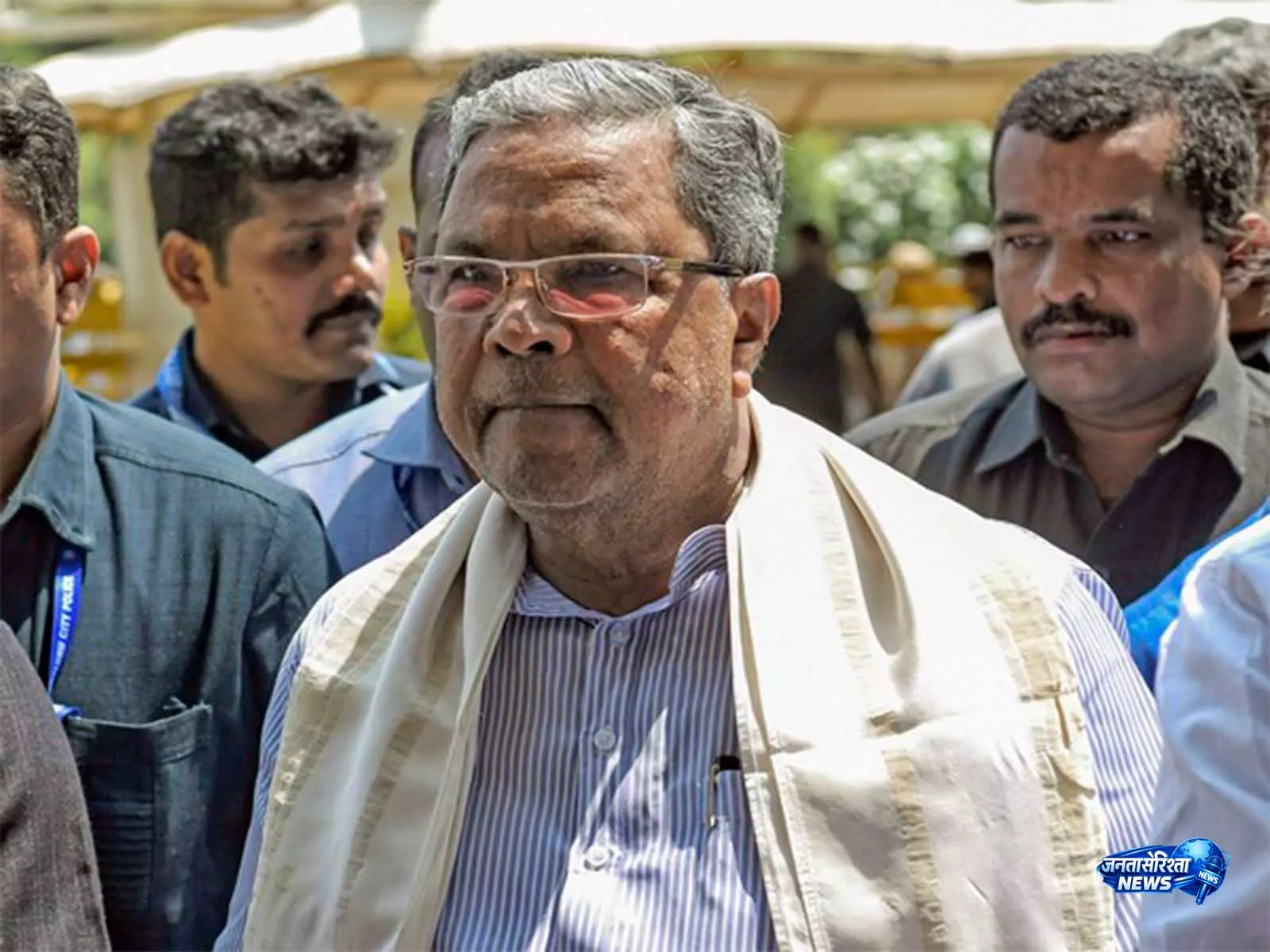 कर्नाटक कैबिनेट फेरबदल: K Venkatesh को फिर मिला योजना और सांख्यिकी विभाग कर्नाटक कैबिनेट फेरबदल: K Venkatesh को फिर मिला योजना और सांख्यिकी विभाग