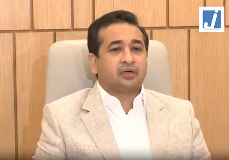 राहुल गांधी बोल रहे पाकिस्तान की भाषा, यह देश के लिए सही नहीं: नितेश राणे राहुल गांधी बोल रहे पाकिस्तान की भाषा, यह देश के लिए सही नहीं: नितेश राणे