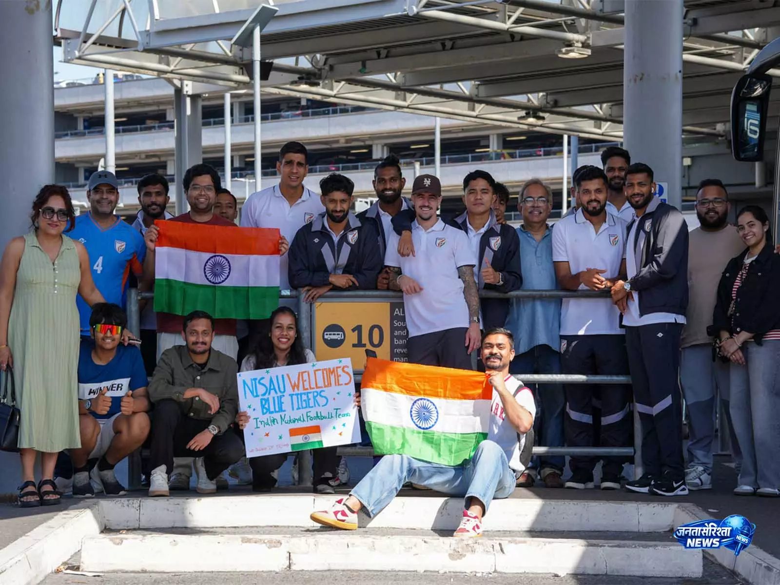 भारतीय फुटबॉल टीम Unity Cup 2026 के लिए लंदन पहुंची भारतीय फुटबॉल टीम Unity Cup 2026 के लिए लंदन पहुंची