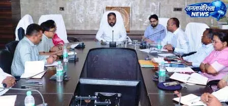 बाढ़ आपदा प्रबंधन के संबंध में कलेक्टर ने ली बैठक, दी आवश्यक निर्देश बाढ़ आपदा प्रबंधन के संबंध में कलेक्टर ने ली बैठक, दी आवश्यक निर्देश