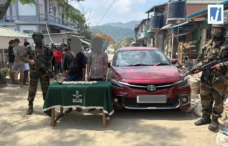 असम राइफल्स ने 6.75 करोड़ रुपए की ड्रग्स और सोना जब्त किया, तीन गिरफ्तार असम राइफल्स ने 6.75 करोड़ रुपए की ड्रग्स और सोना जब्त किया, तीन गिरफ्तार