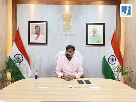 फ्यूल सेविंग: त्रिपुरा सरकार ने कार्यालयों के लिए दो दिन का सप्ताहिक घोषित किया फ्यूल सेविंग: त्रिपुरा सरकार ने कार्यालयों के लिए दो दिन का सप्ताहिक घोषित किया