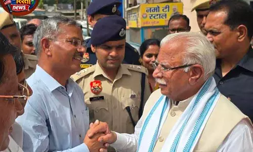 Hisar में मनोहर लाल खट्टर की टिप्पणी Hisar में मनोहर लाल खट्टर की टिप्पणी