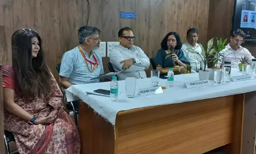 New Delhi: प्रफुल्ल केतकर ने संविधान संशोधन के ऐतिहासिक पहलू बताए New Delhi: प्रफुल्ल केतकर ने संविधान संशोधन के ऐतिहासिक पहलू बताए
