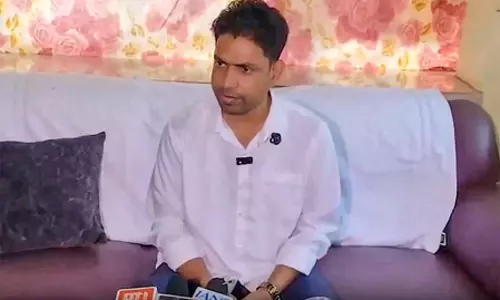 जहांगीर खान को गिरफ्तारी से मिली अंतरिम सुरक्षा मामले में कलकत्ता हाईकोर्ट में होगी सुनवाई जहांगीर खान को गिरफ्तारी से मिली अंतरिम सुरक्षा मामले में कलकत्ता हाईकोर्ट में होगी सुनवाई