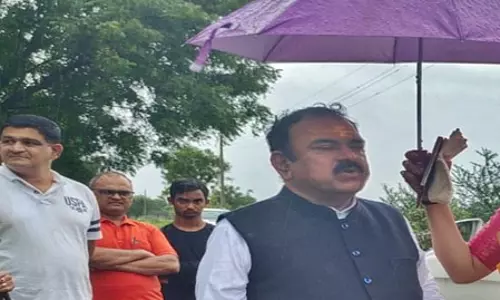 भोंदू बाबा अशोक खरात को न्यायिक हिरासत में भेजा गया, नासिक रोड जेल में होंगे शिफ्ट भोंदू बाबा अशोक खरात को न्यायिक हिरासत में भेजा गया, नासिक रोड जेल में होंगे शिफ्ट