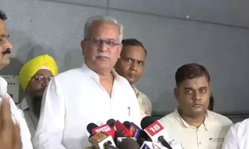 अधिकारियों को गाली देकर जनता को झांसा दे रहे मंत्री, भूपेश बोले - जनता को रिज़ल्ट चाहिए, रील नहीं अधिकारियों को गाली देकर जनता को झांसा दे रहे मंत्री, भूपेश बोले - जनता को रिज़ल्ट चाहिए, रील नहीं
