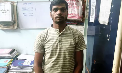 शराब कोचिया को रायगढ़ कोर्ट ने सुनाई एक साल की सजा शराब कोचिया को रायगढ़ कोर्ट ने सुनाई एक साल की सजा