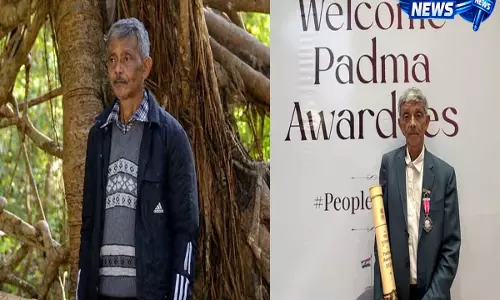 Draupadi Murmu ने जीवित जड़ पुलों के संरक्षण में योगदान के लिए हल्ली वार को पद्म श्री से सम्मानित किया Draupadi Murmu ने जीवित जड़ पुलों के संरक्षण में योगदान के लिए हल्ली वार को पद्म श्री से सम्मानित किया