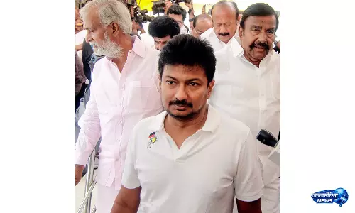 फसल ऋण माफी पर उदयनिधि का हमला, CM विजय पर लगाया ‘विश्वासघात’ का आरोप फसल ऋण माफी पर उदयनिधि का हमला, CM विजय पर लगाया ‘विश्वासघात’ का आरोप