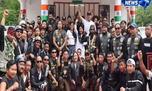 Arunachal : असम राइफल्स ने हंगपन दादा की याद में बोरदुरिया में बाइक रैली निकाली Arunachal : असम राइफल्स ने हंगपन दादा की याद में बोरदुरिया में बाइक रैली निकाली