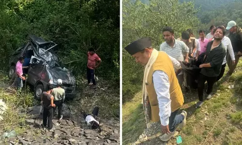 Uttarakhand : दर्दनाक हादसा, ईको वाहन 60 मीटर गहरी खाई में गिरा, तीन घायल