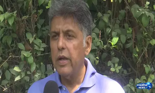 रुपया किसकी उम्र से मुकाबला कर रहा है?: कांग्रेस MP मनीष तिवारी ने केंद्र पर साधा निशाना रुपया किसकी उम्र से मुकाबला कर रहा है?: कांग्रेस MP मनीष तिवारी ने केंद्र पर साधा निशाना