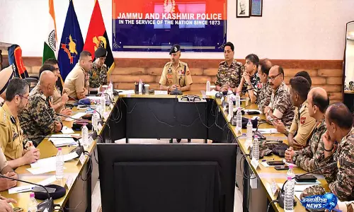 J-K DGP ने आगामी ईद-उल-अज़हा और श्री अमरनाथ जी यात्रा-2026 के लिए सुरक्षा व्यवस्था की समीक्षा की J-K DGP ने आगामी ईद-उल-अज़हा और श्री अमरनाथ जी यात्रा-2026 के लिए सुरक्षा व्यवस्था की समीक्षा की