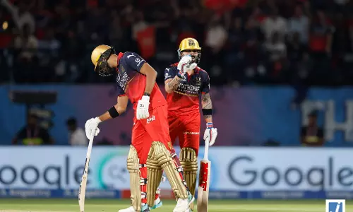 Qualifier 1 RCB 93/2 पर विराट कोहली आउट Qualifier 1 RCB 93/2 पर विराट कोहली आउट
