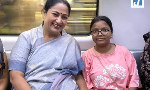 सीएम रेखा गुप्ता की पहल, दिल्ली मेट्रो के 10 स्टेशनों पर लगेंगे पुराने कपड़ों के कलेक्शन बॉक्स
