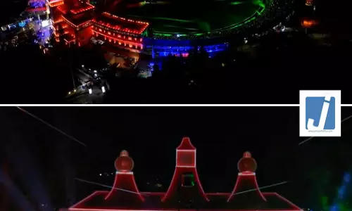 LIVE VIDEO IPL 2026: इंनिग के बिच स्टेडियम में दिखा शानदार लाइट शो, ‘वंदे मातरम’ से गूंजा पूरा मैदान LIVE VIDEO IPL 2026: इंनिग के बिच स्टेडियम में दिखा शानदार लाइट शो, ‘वंदे मातरम’ से गूंजा पूरा मैदान