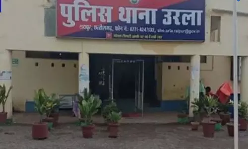पुरानी रंजिश में दंपति और बेटी से मारपीट, थाना में मामला दर्ज पुरानी रंजिश में दंपति और बेटी से मारपीट, थाना में मामला दर्ज