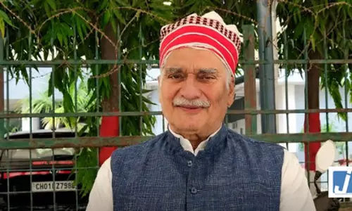 पद्मश्री डॉ. रजनीकांत ने की पीएम मोदी की सराहना पद्मश्री डॉ. रजनीकांत ने की पीएम मोदी की सराहना