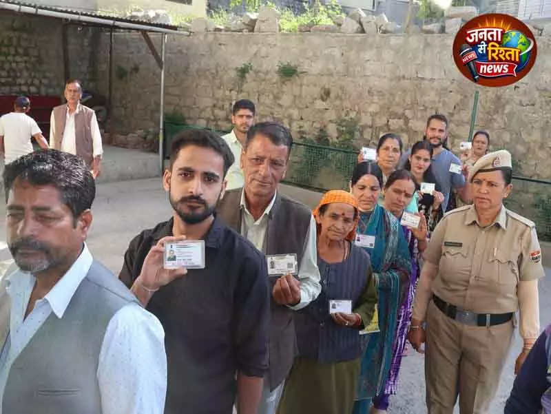 Mandi पंचायत चुनाव में नाम गायब होने पर विवाद Mandi पंचायत चुनाव में नाम गायब होने पर विवाद