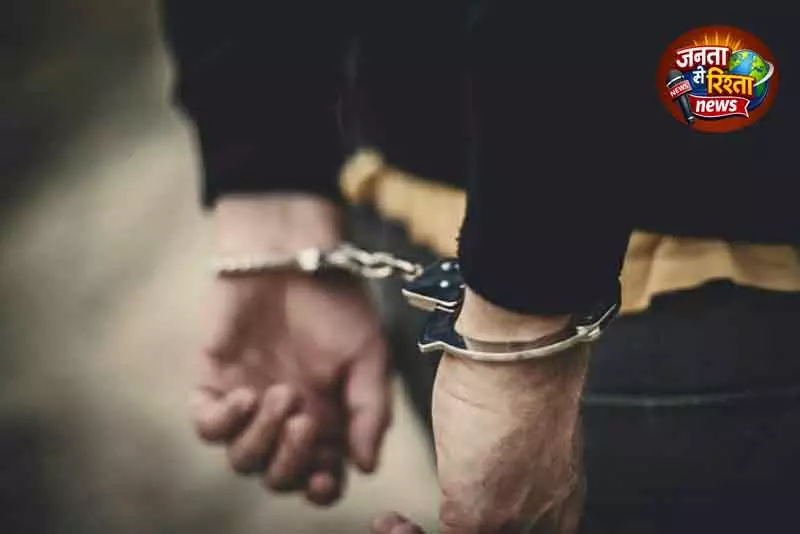 Budgam में लड़की से रेप और मर्डर के आरोप में एक आदमी गिरफ्तार Budgam में लड़की से रेप और मर्डर के आरोप में एक आदमी गिरफ्तार
