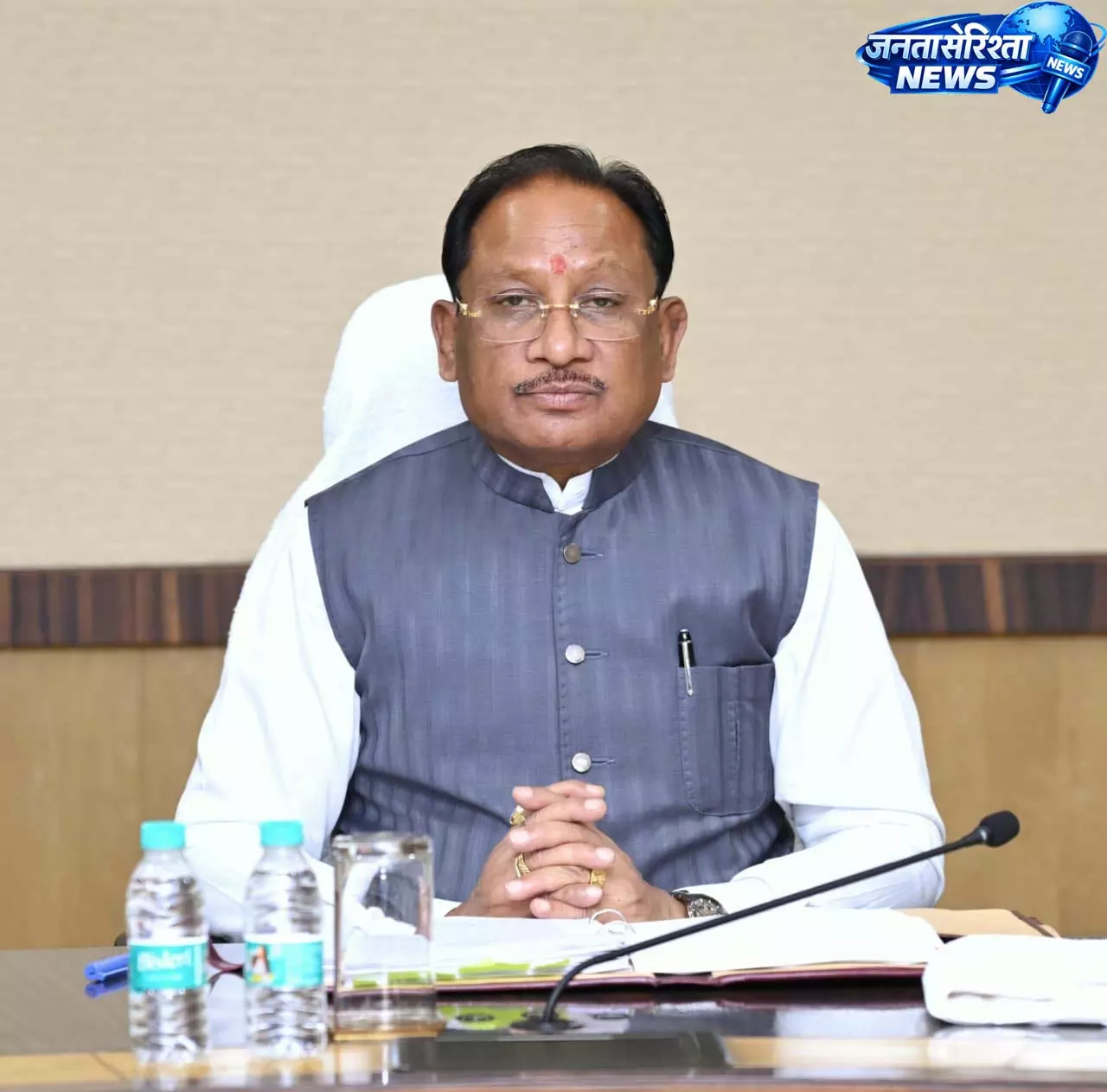 मुख्यमंत्री विष्णुदेव साय की केबिनेट की बैठक शुरू मुख्यमंत्री विष्णुदेव साय की केबिनेट की बैठक शुरू