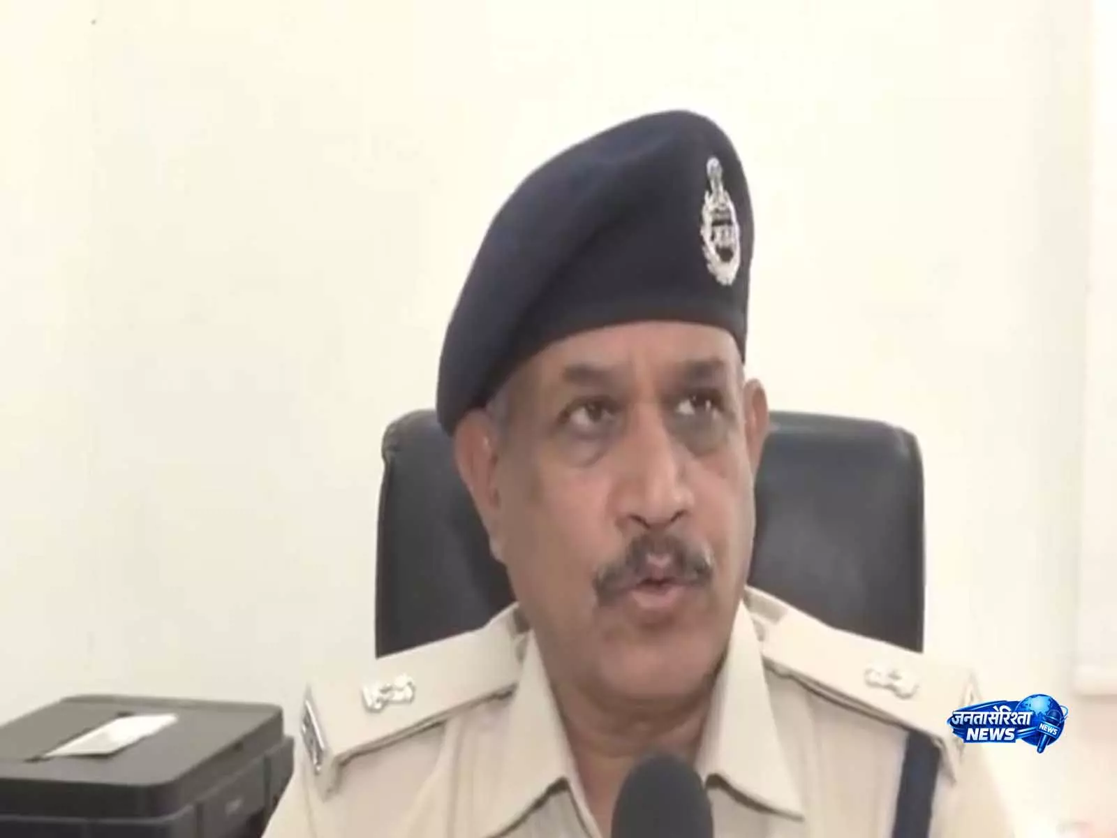 ट्विशा मौत मामला: CBI ने जांच शुरू की, भोपाल पुलिस ने केंद्रीय एजेंसी से की मुलाकात ट्विशा मौत मामला: CBI ने जांच शुरू की, भोपाल पुलिस ने केंद्रीय एजेंसी से की मुलाकात