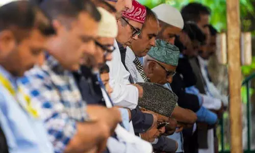 Bakrid: Delhi ने जानवरों के ट्रांसपोर्ट और कुर्बानी पर नियम कड़े किए Bakrid: Delhi ने जानवरों के ट्रांसपोर्ट और कुर्बानी पर नियम कड़े किए