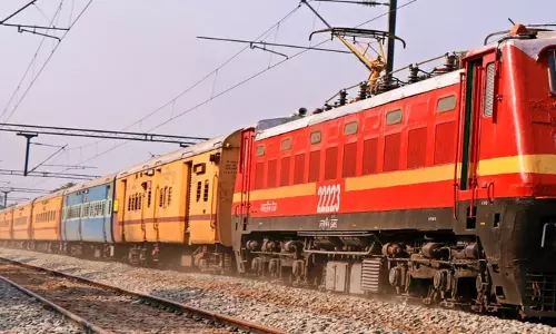 रेलवे के इस फैसले से छत्तीसगढ़ के ट्रेन यात्रियों को मिल रही राहत रेलवे के इस फैसले से छत्तीसगढ़ के ट्रेन यात्रियों को मिल रही राहत