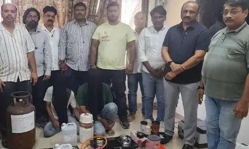 Mumbai: मुंबई पुलिस की बड़ी सफलता, 50.74 करोड़ की ड्रग जब्त Mumbai: मुंबई पुलिस की बड़ी सफलता, 50.74 करोड़ की ड्रग जब्त