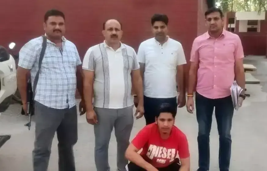 Panipat: तिहाड़ जेल से आरोपी को प्रोडक्शन वारंट पर लाकर पूछताछ करेगी पानीपत पुलिस Panipat: तिहाड़ जेल से आरोपी को प्रोडक्शन वारंट पर लाकर पूछताछ करेगी पानीपत पुलिस