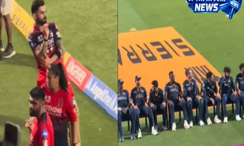 GT टीम फोटोशूट के दौरान Virat Kohli की शरारती हरकतें कैमरे में कैद - VIDEO GT टीम फोटोशूट के दौरान Virat Kohli की शरारती हरकतें कैमरे में कैद - VIDEO