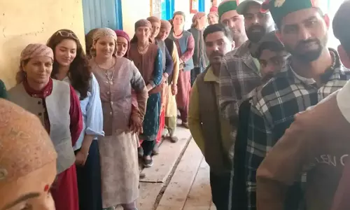 Shimla: हिमाचल में पंचायत चुनाव का पहला चरण संपन्न, 78 फीसदी से अधिक वोटिंग Shimla: हिमाचल में पंचायत चुनाव का पहला चरण संपन्न, 78 फीसदी से अधिक वोटिंग