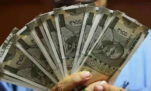UP : नकली नोट गिरोह का खुलासा, इलाके में सन्नाटा