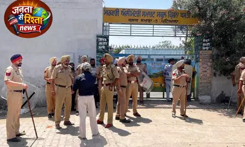 राजपुरा, नाभा, समाना, पटरान नगर निगम चुनाव में झड़पों के बीच 61% मतदान राजपुरा, नाभा, समाना, पटरान नगर निगम चुनाव में झड़पों के बीच 61% मतदान