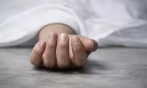 हजारीबाग: महुआ शराब बनाने के दौरान जहरीली गैस से एक ही परिवार के तीन लोगों की मौत हजारीबाग: महुआ शराब बनाने के दौरान जहरीली गैस से एक ही परिवार के तीन लोगों की मौत