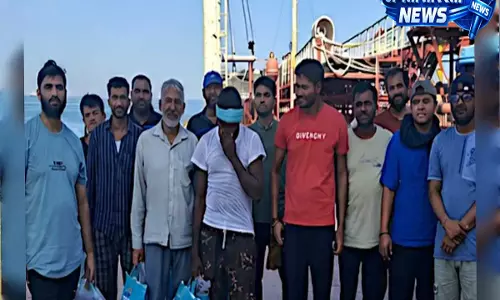 Iran ने एमवी हार्बर फीनिक्स मामले में हिरासत में लिए गए 10 भारतीय नाविकों को किया रिहा Iran ने एमवी हार्बर फीनिक्स मामले में हिरासत में लिए गए 10 भारतीय नाविकों को किया रिहा