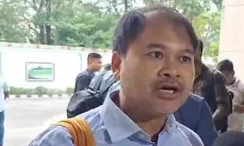 असम में विपक्षी दलों के विधायकों ने यूसीसी का किया विरोध, बोले-राज्य के लोगों को नहीं होगा कोई लाभ असम में विपक्षी दलों के विधायकों ने यूसीसी का किया विरोध, बोले-राज्य के लोगों को नहीं होगा कोई लाभ