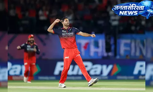 भुवनेश्वर कुमार की घातक गेंदबाजी रणनीति, RCB ने GT को 92 रन से हराया