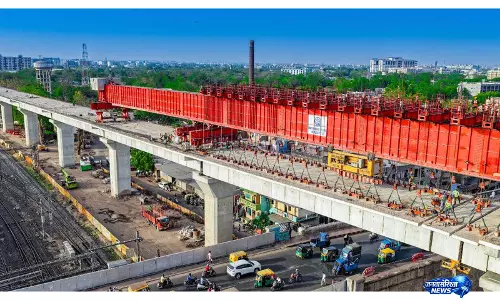 Mumbai-अहमदाबाद बुलेट ट्रेन परियोजना में अहमदाबाद में 45 मीटर लंबा सेगमेंटल पुल तैयार