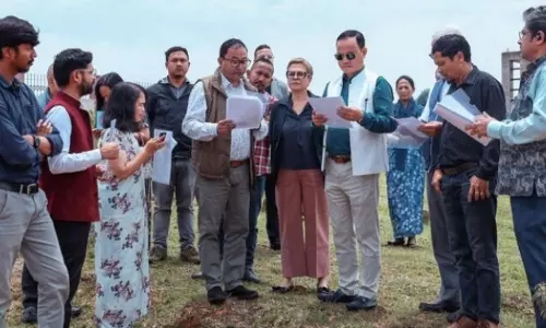 Meghalaya : असेंबली पैनल का फील्ड विज़िट, खेल और इंफ्रास्ट्रक्चर प्रोजेक्ट्स की समीक्षा Meghalaya : असेंबली पैनल का फील्ड विज़िट, खेल और इंफ्रास्ट्रक्चर प्रोजेक्ट्स की समीक्षा