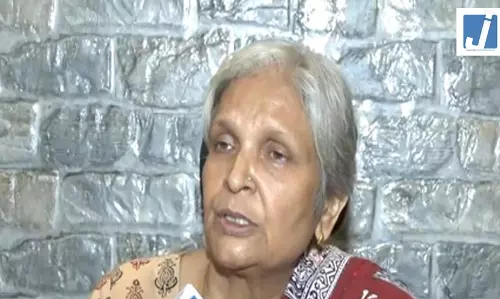 ट्विशा शर्मा मामला: गिरिबाला सिंह ने कोर्ट में अपने ऊपर लगे आरोपों का खंडन किया ट्विशा शर्मा मामला: गिरिबाला सिंह ने कोर्ट में अपने ऊपर लगे आरोपों का खंडन किया